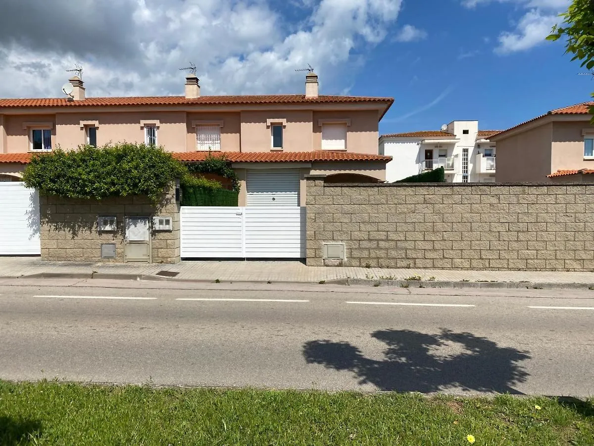 Holiday home Casa A L'Escala, Piscina Comunitaria, Mallols Spain